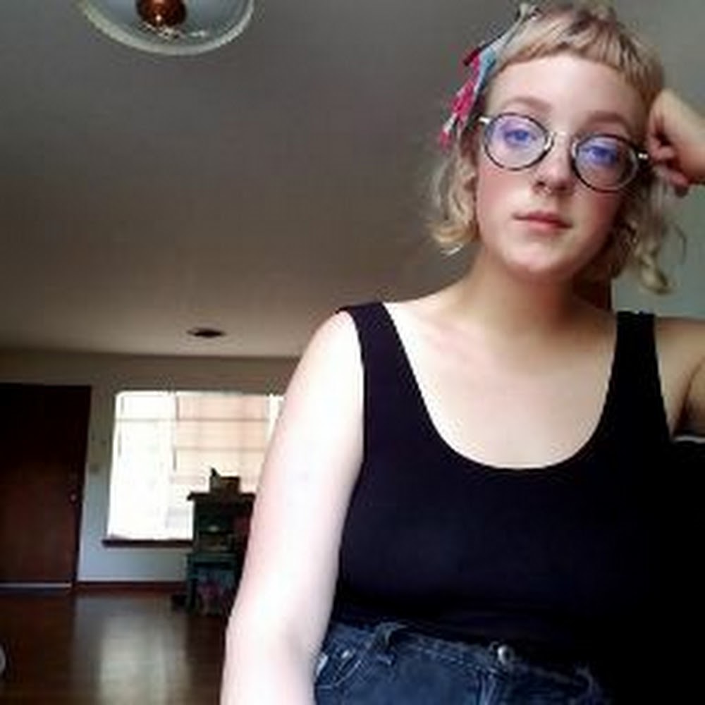 Meet your Posher, Sasha